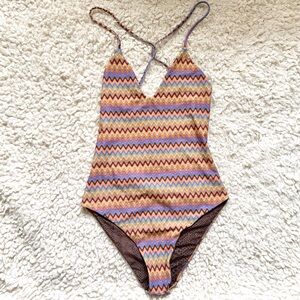 ACACIA Reese one piece in Mada